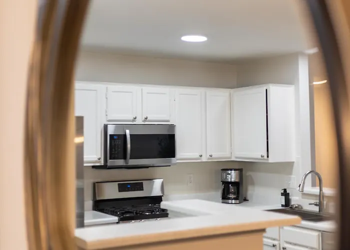 Holiday home Cozy, Retreat, Modern, Sleeps 10 Round Rock